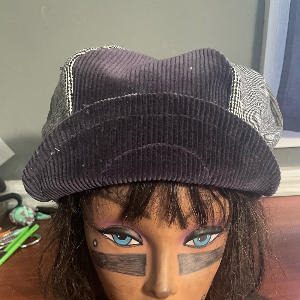 Newsboy cap